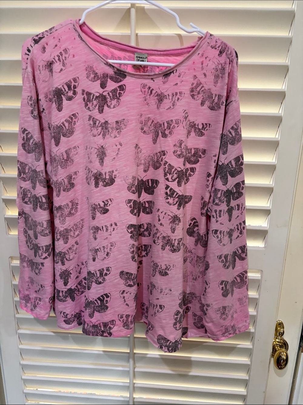 Magnolia PearlButterfly Print Long-Sleeve Top - Pink OSFM